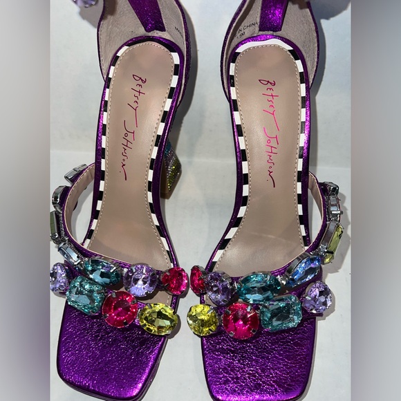 BETSEY JOHNSON Lillie Purple Heels with Jewels & Rhinestones NWOT - Picture 7 of 15